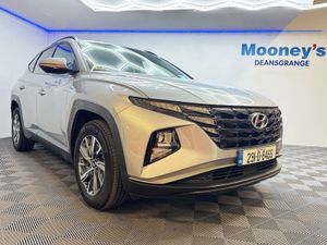 Hyundai Tucson 2WD Executive HEV Auto - Image 4