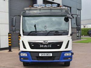 2019 MAN TGL 12-220 4X2 12 TON BEAVERTAIL - Image 2