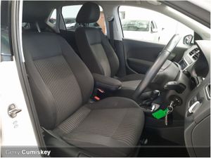 Volkswagen Polo Highline Automatic 1.2 TSI DSG - Image 4