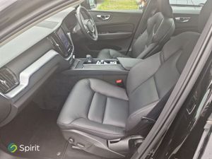 Volvo XC60 B4 190hp  mild Hybrid Diesel  Full Lea - Image 4