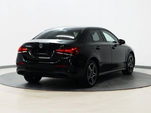 *18* 2022 Mercedes-Benz AMG 1.3 AMG LINE - Image 4