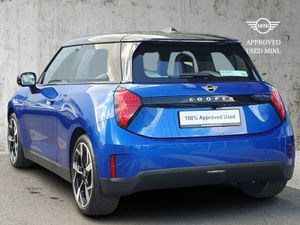 MINI HATCH Cooper SE - Image 2