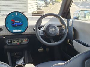 MINI HATCH Cooper SE - Image 4
