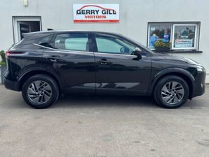 Nissan QASHQAI Q 1.3 Petrol SV My21 4DR - Image 3