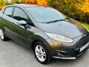 2017 FORD FIESTA PETROL AUTOMATIC - Image 2