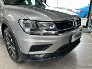 19 VOLKSWAGEN TIGUAN COMFORTLINE - Image 4