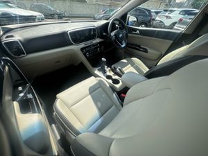 Kia Sportage K3 MHEV SPEC SPECIAL ED 5DR - Image 4