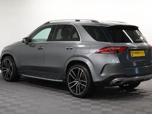 Mercedes-Benz GLE 350de AMG Line - Image 4