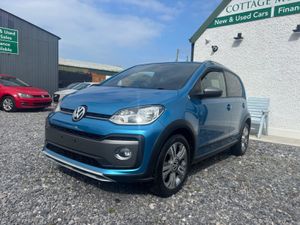 VOLKSWAGEN CROSS UP! - Image 2