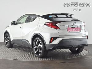 Toyota C-HR 1.8 Hybrid Auto - Image 4