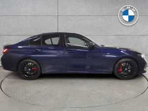 BMW 3 Series 330e M Sport - Image 4