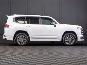 242 Landcruiser Amazon ZX 2 Seat Commercial - Image 2