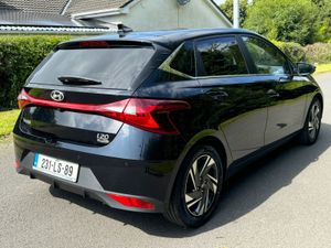 Hyundai i20 1.2 Deluxe Plus - 2023 - Image 4