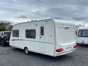 Swift Challenger 6 Berth Fixed Bunkbed Caravan - Image 4