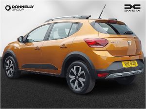 Dacia Sandero Stepway Hatchback Prestige - Image 2