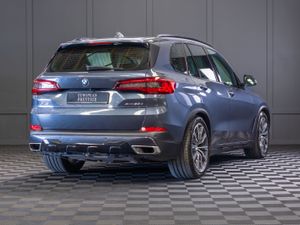 2019 BMW X5 X-Drive 30d X-Line 5 Seat N1 Crewcab - Image 3