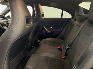 Mercedes-Benz CLA Cla 250 E AMG Line Premium - Image 4