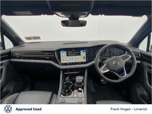 Volkswagen Touareg 3.0 TSI Phev 462HP R 3.0 Petro - Image 2