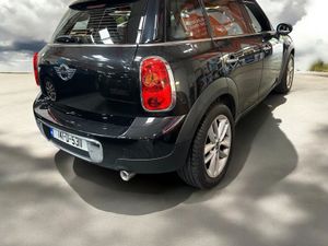 Mini Countryman 1.6 L 5-door diesel very low miles - Image 2