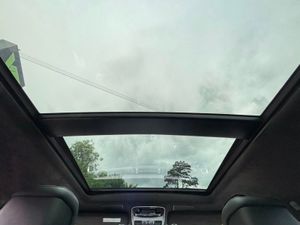 Land Rover Range Rover Westminster Black Pack P40 - Image 3