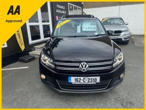 Volkswagen Tiguan 2.0 TDI Sport  Pan Roof  12 Mon - Image 4