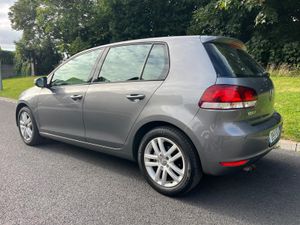 Volkswagen Golf 2009 AUTOMATIC ( NCT 05/26) - Image 2
