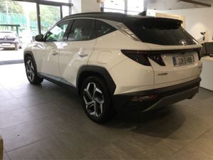 Hyundai Tucson Executive Plus Plug IN Hybrid - Image 3