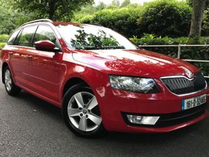 Skoda Octavia Estate Combi ACTIVE 1.6TDI 90HP - Image 3