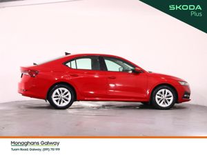 Skoda Octavia AMBITION 2.0 TDI 115HP DSG 5 5DR AUT - Image 3