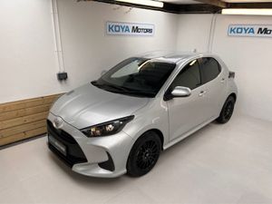 Toyota Yaris 1.0 Petrol Automatic Sport X // Bran - Image 2
