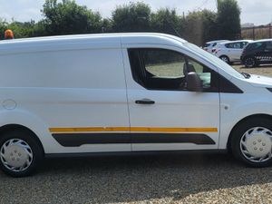 Ford Transit Connect LWB - Image 2