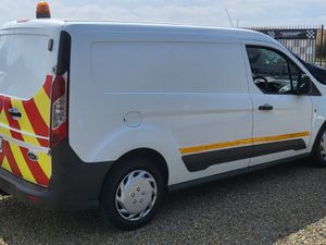 Ford Transit Connect LWB - Image 3