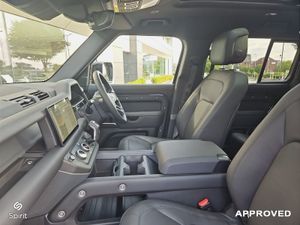 Land Rover Defender 110 2.0 Si4 Phev 300 PS X - Image 4