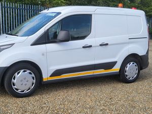 161 Ford Transit connect swb - Image 2