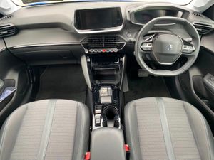 Peugeot 208 Allure Premium Ev - Image 2