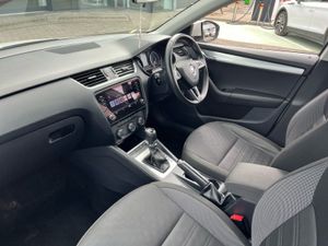 Skoda Octavia Ambition 1.6tdi 115HP DSG - Image 3