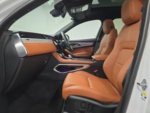 Jaguar F-pace F-Pace Diesel Estate R-Dynamic SE Bl - Image 4