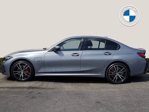 BMW 3 Series 330e M Sport - Image 3