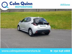 Toyota Yaris 1.0 Vvt-i 3Dr Terra Automatic - Image 4