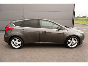 Ford Focus 1.5 Tdci Zetec 120PS - Image 2