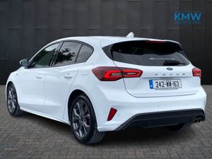 Ford Focus ST Line Mhev 125 BHP - Image 4