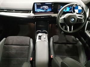 BMW iX1 Edrive20 M Sport - Image 4