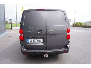 Opel Vivaro Sprotive L2h1 2.0 140PS D-turbo - Image 4