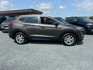 191 HYUNDAI TUCSON 1.6 COMFORT PLUS AS NEW - Image 2