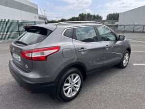 Nissan QASHQAI 1.5 Dci  SV Model  Nationwide Warr - Image 3