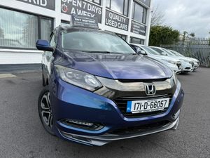 2017 Honda vezel 1.5 Hybrid auto,Leather package - Image 3
