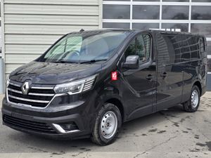 Renault Trafic Red Edition LWB Black - Image 2