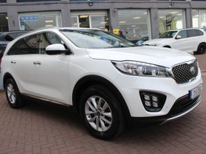 KIA SORENTO 2.2CRDI PLATINUM 4X2 5DR 7 SEATER MPV - Image 2