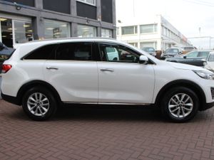 KIA SORENTO 2.2CRDI PLATINUM 4X2 5DR 7 SEATER MPV - Image 3