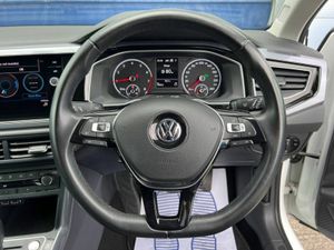 Volkswagen Polo HIGHLINE 1.0 TSI AUTO // FULL SERV - Image 4